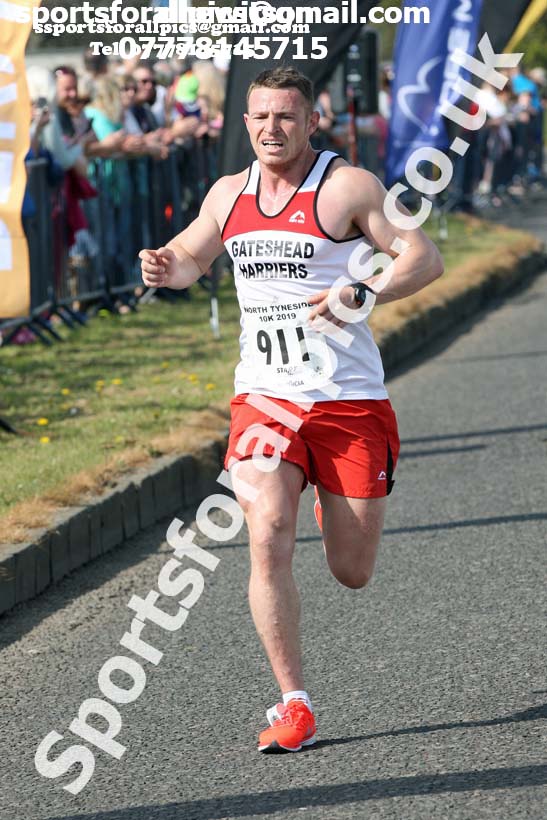North Tyneside 10k Road Race, Whitley Bay. Photo:  David T. Hewitson/Sports for All Pics